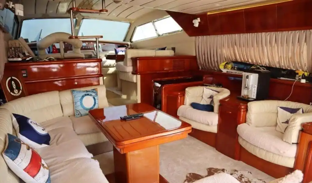 Alanya Yacht Rental 20m Ferretti 620